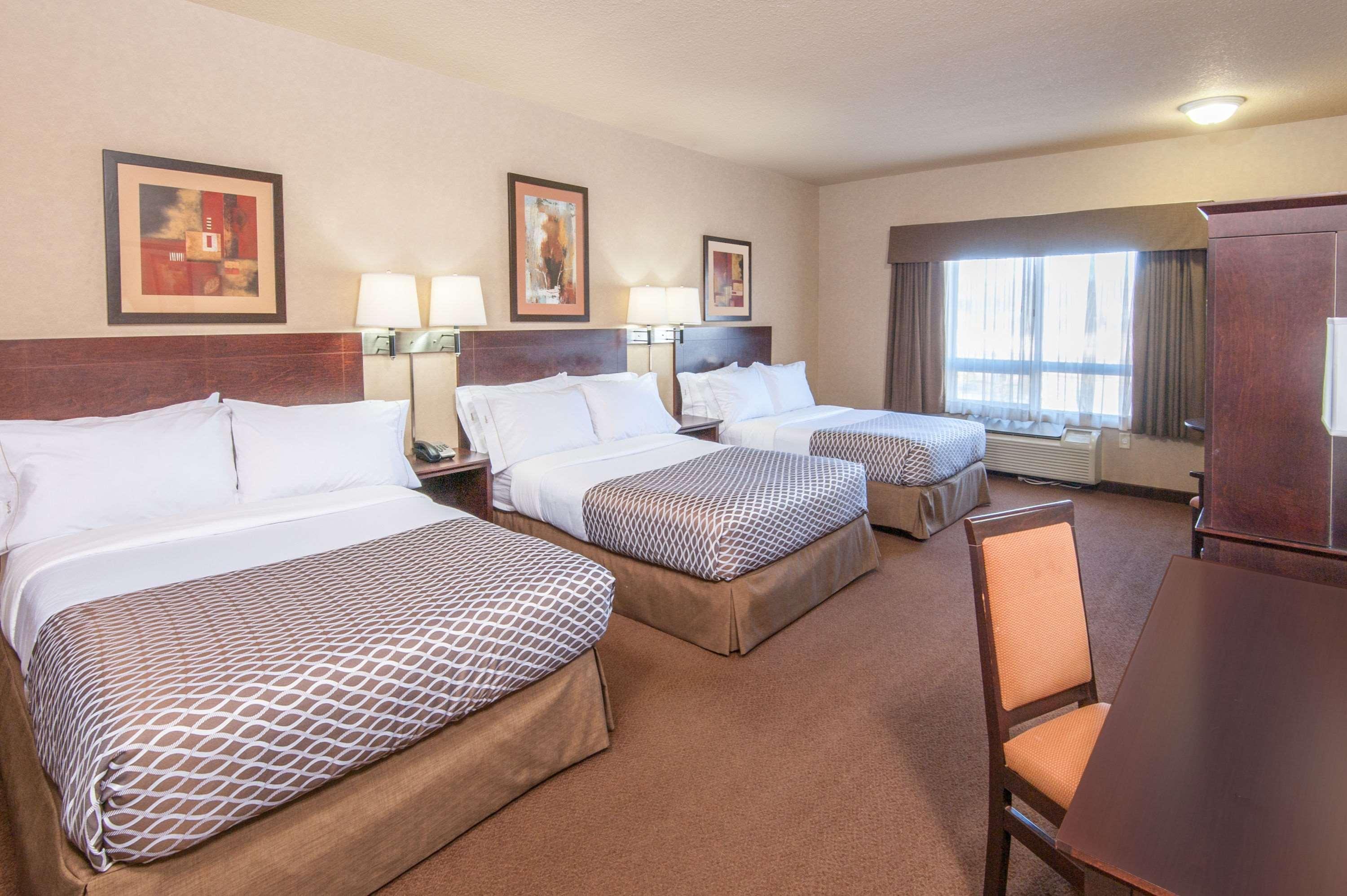 Ramada By Wyndham Drumheller Hotel & Suites Εξωτερικό φωτογραφία
