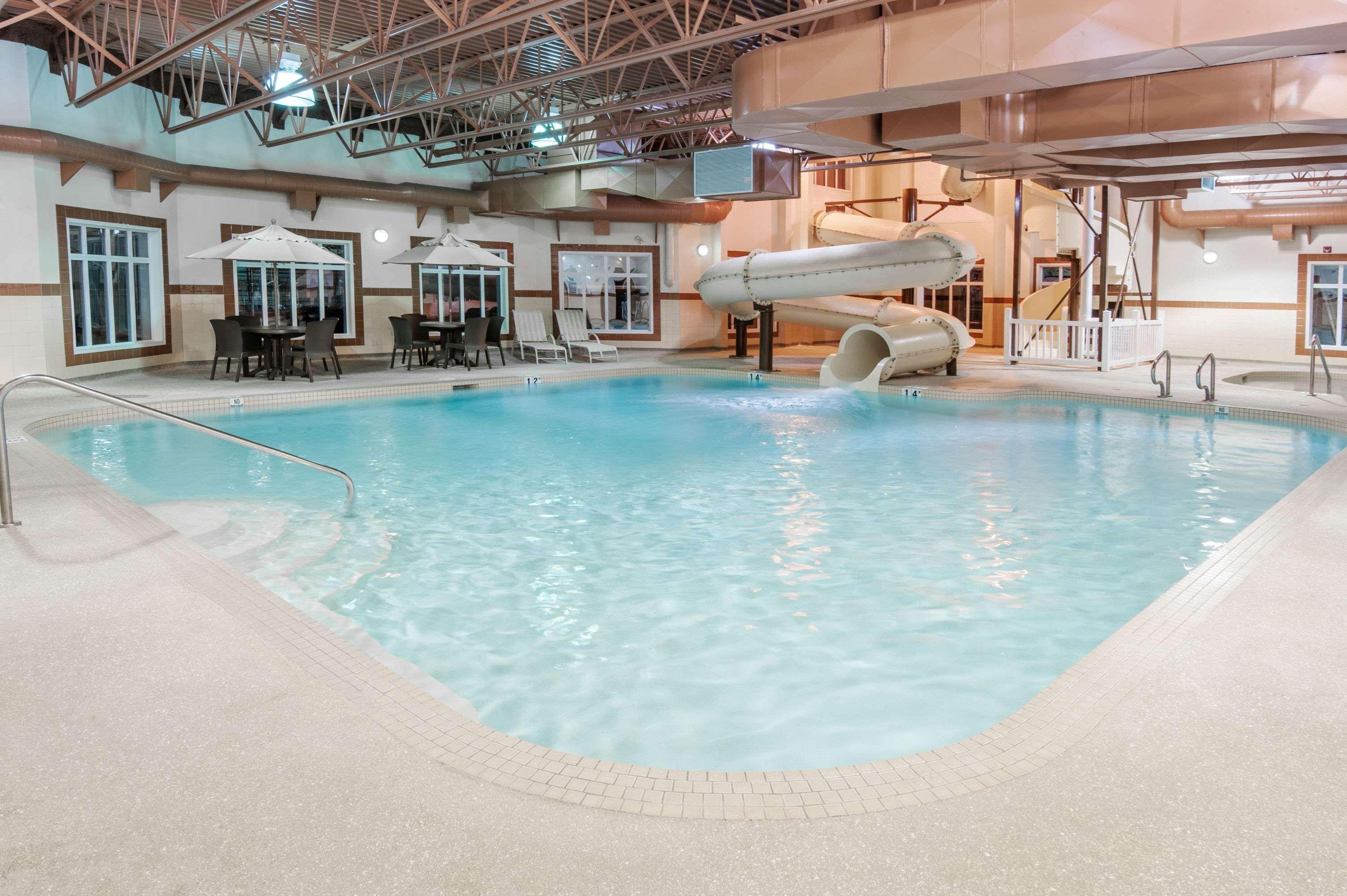 Ramada By Wyndham Drumheller Hotel & Suites Εξωτερικό φωτογραφία