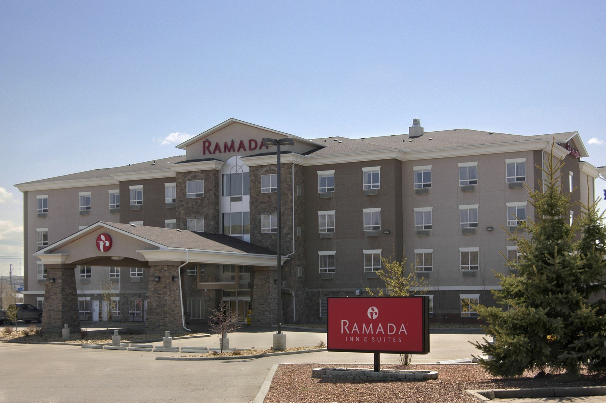 Ramada By Wyndham Drumheller Hotel & Suites Εξωτερικό φωτογραφία